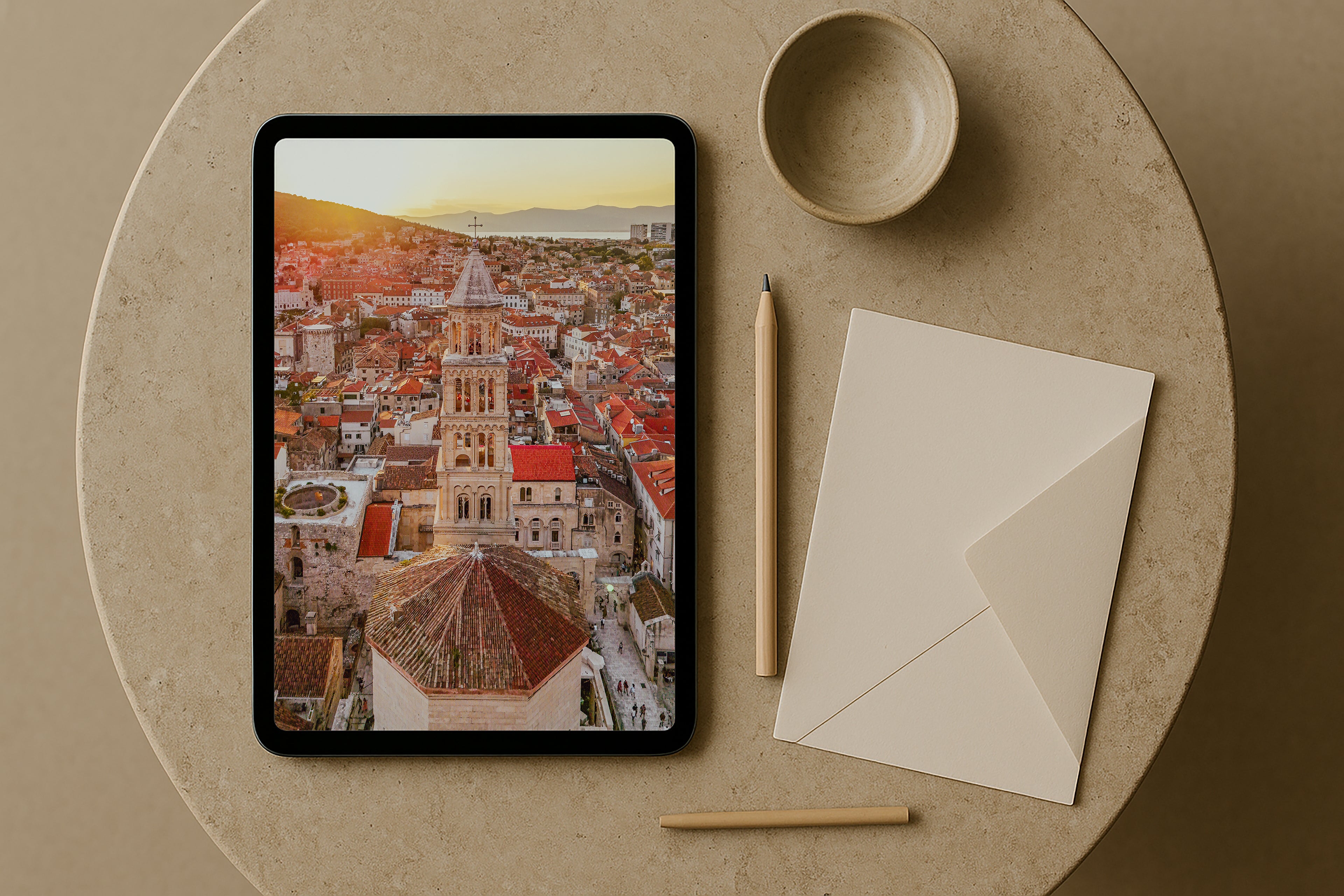 Split at the golden hour